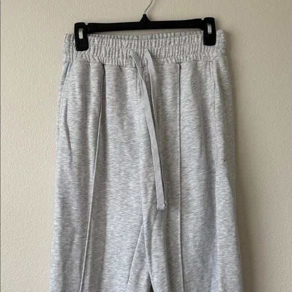 NWOT Second Female Abadell Sweatpants in grey melange size XS straight leg - Picture 5 of 9